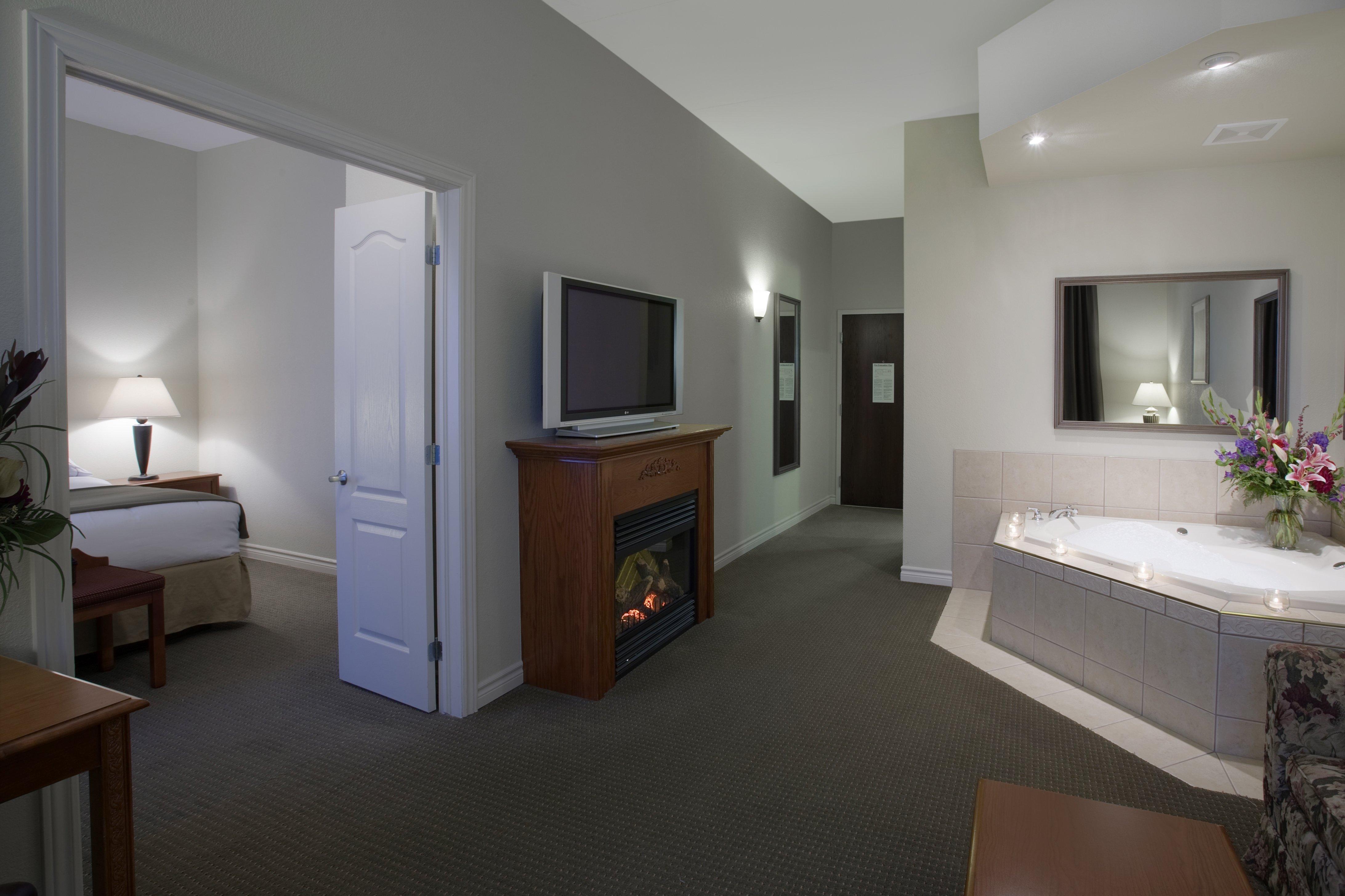 Holiday Inn Express Hotel & Suites 1000 Islands - Gananoque By Ihg מראה חיצוני תמונה